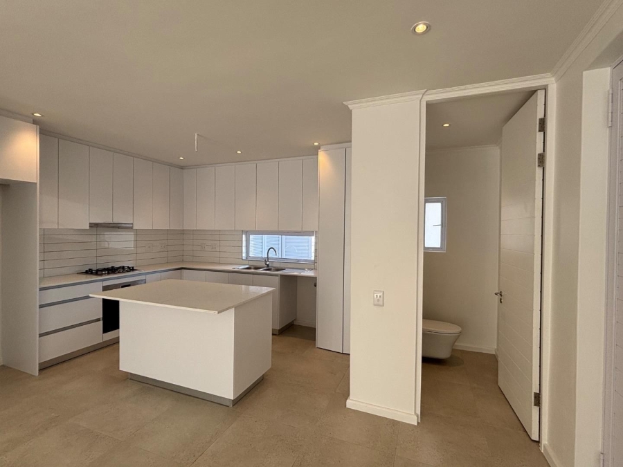 To Let 2 Bedroom Property for Rent in Voliere Estate Western Cape